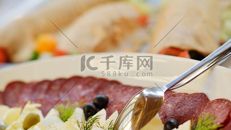 小标题：开封酱油，保存方法有讲究